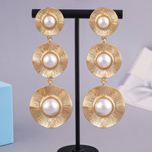 Load image into Gallery viewer, Vintage Pearl Alloy Temperament Earrings（A0191）
