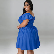 Load image into Gallery viewer, One Line Neck Short Sleeved Large Swing Dress (CL11758)
