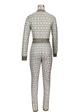 Load image into Gallery viewer, Printed Two Piece Pullover 2PC Set (CL11943)
