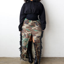 Load image into Gallery viewer, Camo Wash Water Su High Split Skirt (CL11818)
