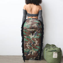 Load image into Gallery viewer, Camo Wash Water Su High Split Skirt (CL11818)
