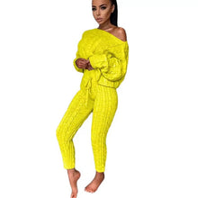 Load image into Gallery viewer, Wholesale round neck woolen trousers long sleeve suit sweater 2PC（CL9428）
