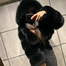 Load image into Gallery viewer, Wholesale women&#39;s winter faux fur coats (CL8216)
