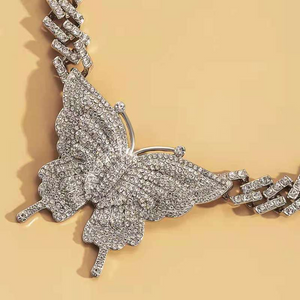 Fashionably diamond-filled vintage Cuban butterfly necklace(A0087)