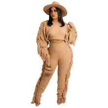 Load image into Gallery viewer, Wholesale leisure solid color knitted long sleeve tassel suit（CL9531）
