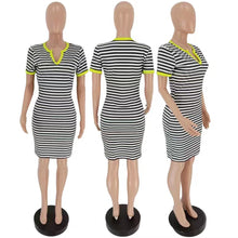 Load image into Gallery viewer, V-neck Striped Loose Dress（CL11520）
