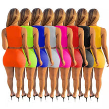Load image into Gallery viewer, Wholesale women&#39;s sexy beach sleeveless short skirt suit 2PC(CL8633）
