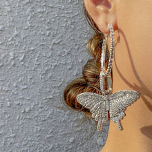 Load image into Gallery viewer, Diamond Circle Butterfly Earrings （A0145)
