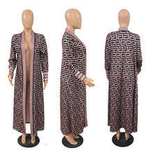 Load image into Gallery viewer, Printed Thickening Lip Leopard Print Nylon Long Coat（CL10981）
