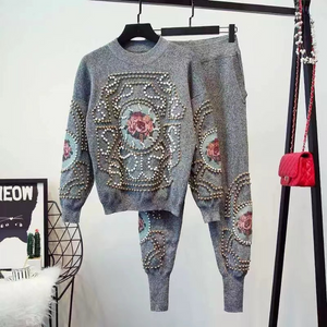 Wholesale fashion autumn and winter cross stitch embroidery + hand nail bead knitted sweater set 2PC（CL9685）