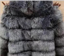 Load image into Gallery viewer, Wholesale round neck short imitation fox fur grass coat women&#39;s wear（CL9461）
